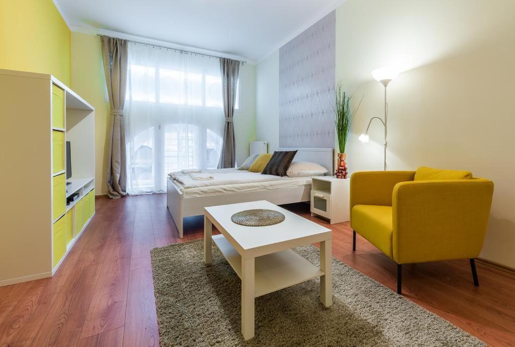 Miro Rooms บูดาเปสต์ ภายนอก รูปภาพ