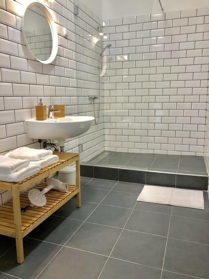 Miro Rooms บูดาเปสต์ ภายนอก รูปภาพ