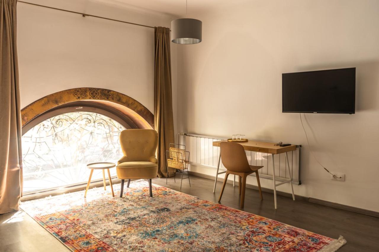 Miro Rooms บูดาเปสต์ ภายนอก รูปภาพ
